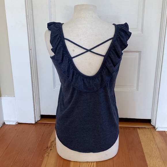Chaser NWT Blue Ruffled Tank Top Medium - Picture 3 of 4